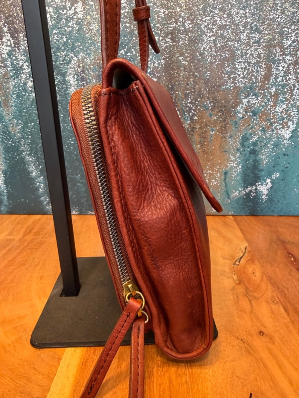 American Leather Co Old Money Brown Leather Crossbody Bag (EUC) - Picture 8 of 16